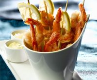 Recette brochettes de crevettes et mayonnaise au zeste de citron pour un apero dinatoire